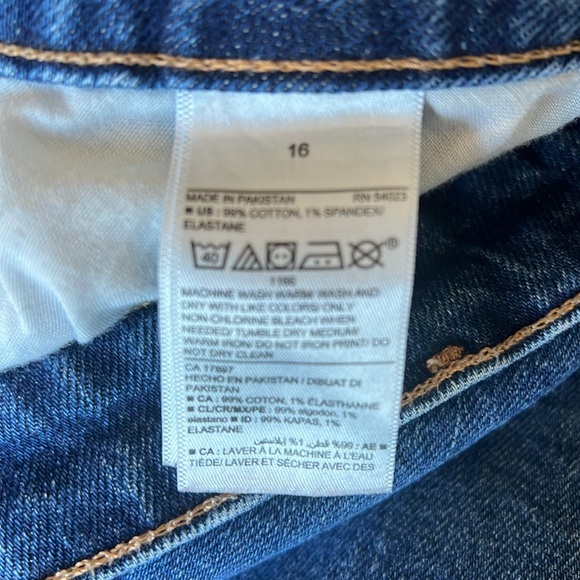 🆕 listing! Old Navy extra high rise flare button fly - Picture 5 of 7